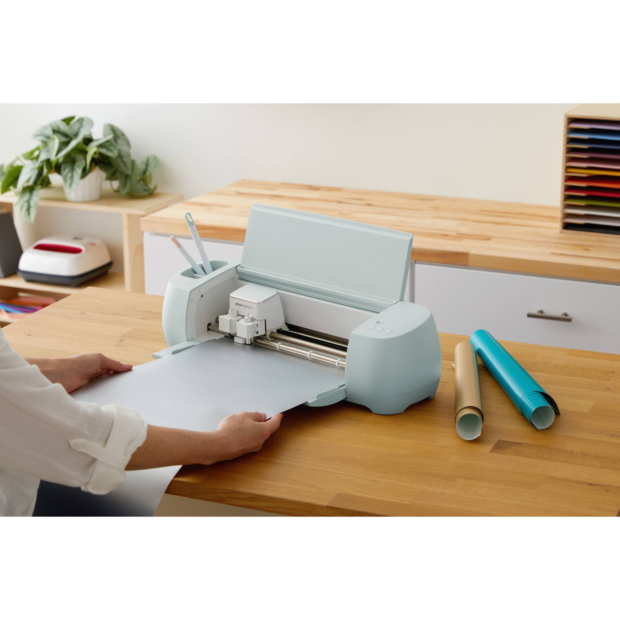 Cricut® Permanent Smart Vinyl™ Matte Metallic 12ft. Value Roll